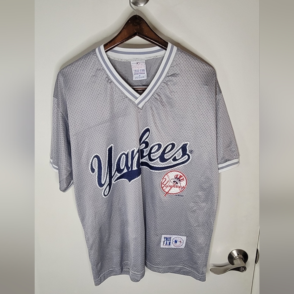 Yankees Vintage 80's Pullover Jersey